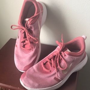 Nike Flex Experience 8 Running Shoes